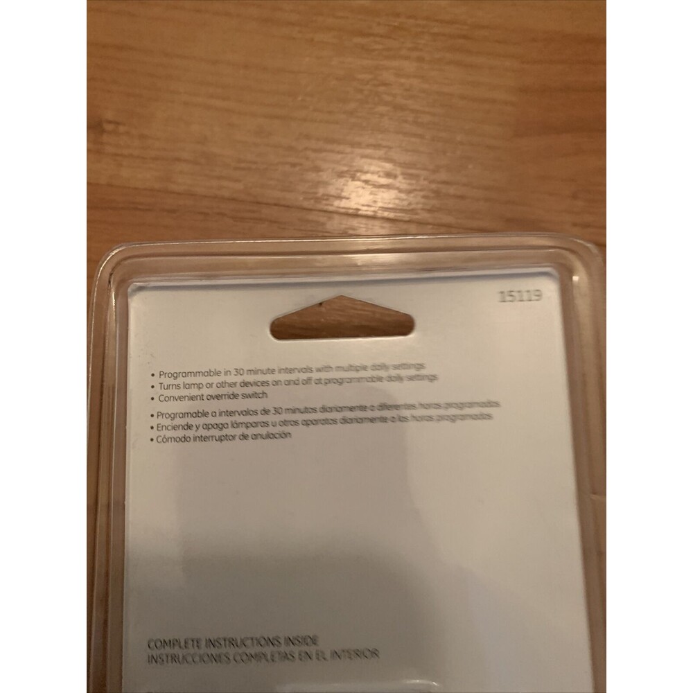 GE 24 Hour Heavy Duty Indoor Plug-In Mechanical Programmable Timer - Picture 6 of 8
